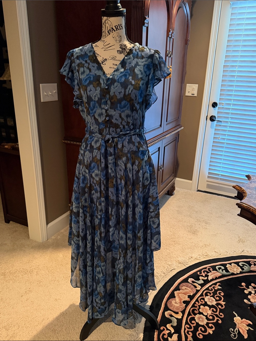 Vince Camuto Blue Floral V-Neck Tiered Maxi Dress